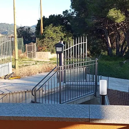 Casale Gabriella Bilocale Con Porticato Appartamento